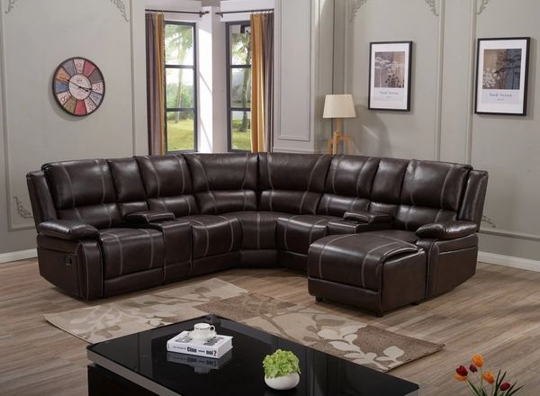 #9026 BROWN RECLINING SECTIONAL WITH CHAISE