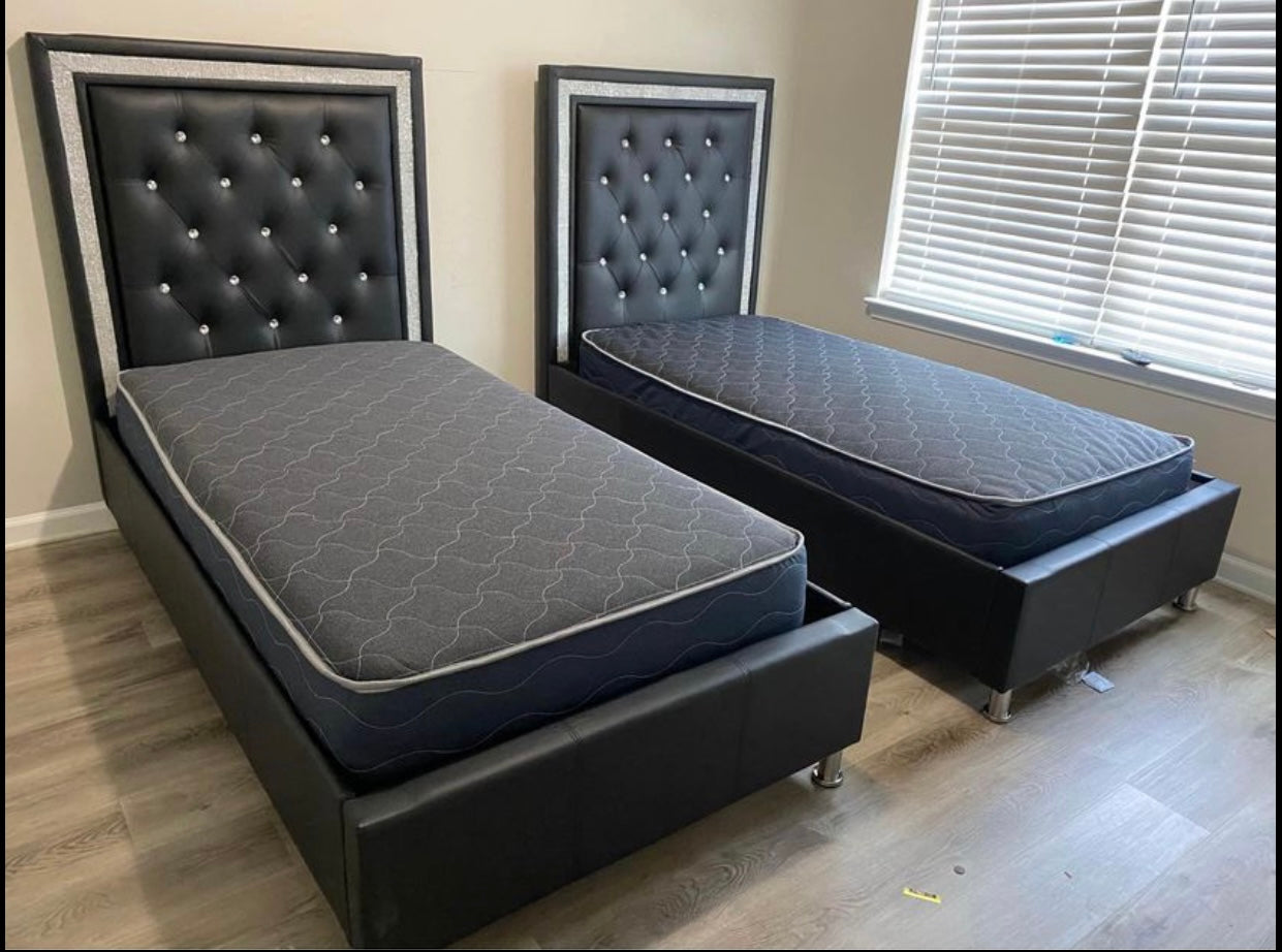 #9100-T 1PC TWIN BLACK RHINESTONE PLATFORM BED